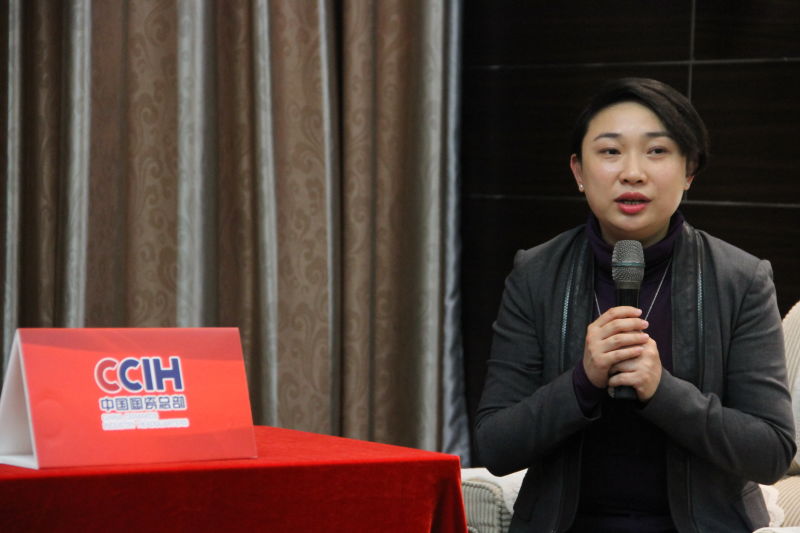 中國陶瓷總部營運總經(jīng)理湯潔明女士.jpg