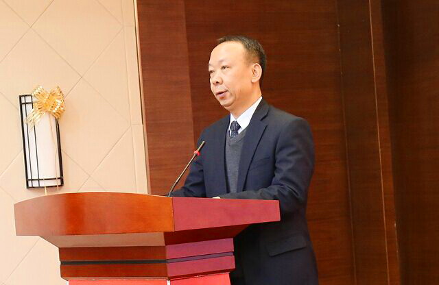 舒新奎.jpg